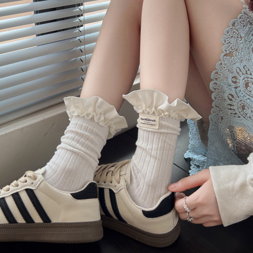 白色蕾絲花邊小腿襪日系秋冬棉質加厚堆堆襪小香風黑色中筒短襪子 白色蕾絲花邊小腿襪日系秋冬棉質加厚堆堆襪小香風黑色中筒短襪子