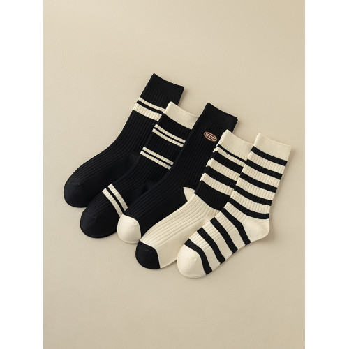 5雙黑白條紋襪子女中筒襪春秋純棉透氣防臭長襪高腰配芭比褲ins潮 5雙黑白條紋襪子女中筒襪春秋純棉透氣防臭長襪高腰配芭比褲ins潮