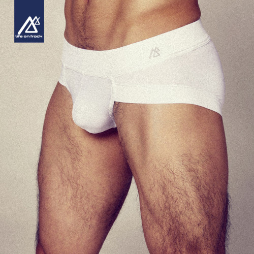 運動內褲男士低腰性感防磨腿跑步訓練三角褲高彈速乾透氣短褲 運動內褲男士低腰性感防磨腿跑步訓練三角褲高彈速乾透氣短褲