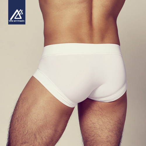 運動內褲男士低腰性感防磨腿跑步訓練三角褲高彈速乾透氣短褲 運動內褲男士低腰性感防磨腿跑步訓練三角褲高彈速乾透氣短褲