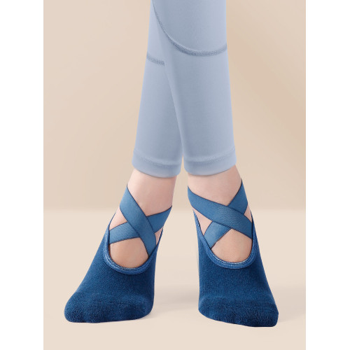 秋冬瑜珈襪子防滑專業女露背空中普拉提襪室內運動跳操專用瑜珈鞋 秋冬瑜珈襪子防滑專業女露背空中普拉提襪室內運動跳操專用瑜珈鞋