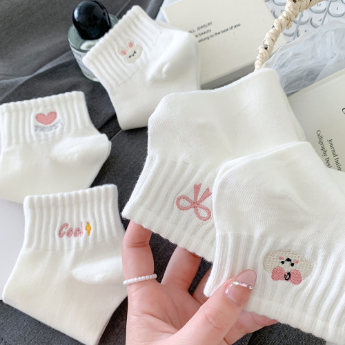 可愛粉色刺綉襪子女純棉短襪春秋夏季低幫短筒運動風奶白卡通透氣