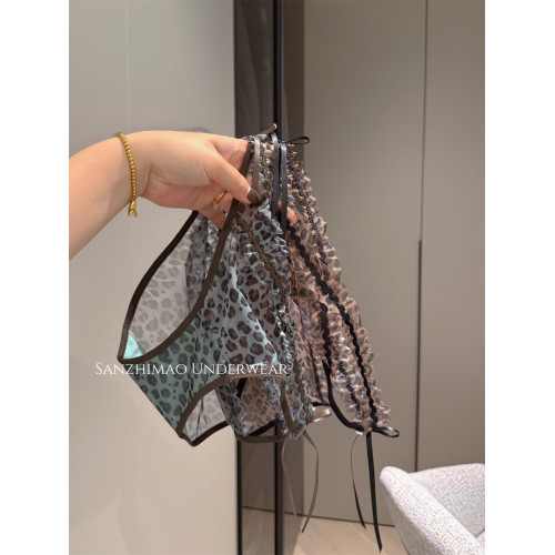 2025新款法式鏤空蕾絲豹紋girl細帶木耳邊微透禦姐低腰少女三角褲 2025新款法式鏤空蕾絲豹紋girl細帶木耳邊微透禦姐低腰少女三角褲