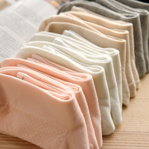 白襪子 三雙裝 女士純棉中筒襪針織襪子中大童可穿 日系 秋冬款 白襪子 三雙裝 女士純棉中筒襪針織襪子中大童可穿 日系 秋冬款