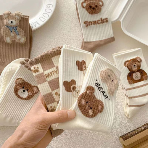 襪子女秋冬中筒襪保暖加厚冬天防臭白色可愛女生運動長筒卡通潮襪 襪子女秋冬中筒襪保暖加厚冬天防臭白色可愛女生運動長筒卡通潮襪