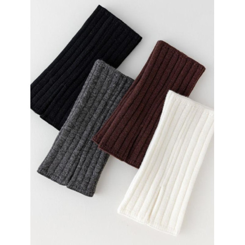 灰色襪套堆堆襪秋冬防滑微喇叭型開叉腿套配鯊魚褲加厚保暖遮小腿 灰色襪套堆堆襪秋冬防滑微喇叭型開叉腿套配鯊魚褲加厚保暖遮小腿