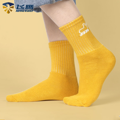 飛鷹輪滑兒童運動長筒襪子加厚吸汗透氣防滑霤冰鞋旱冰專業高筒襪 飛鷹輪滑兒童運動長筒襪子加厚吸汗透氣防滑霤冰鞋旱冰專業高筒襪