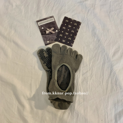 全掌防滑點~鏤空瑜珈五指襪女士高級感純棉普拉提運動透氣襪子ins 全掌防滑點~鏤空瑜珈五指襪女士高級感純棉普拉提運動透氣襪子ins