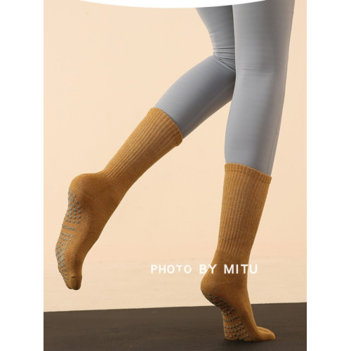 新款秋冬普拉提瑜珈襪子防滑專業女中筒毛圈厚膠印亮片黑色 新款秋冬普拉提瑜珈襪子防滑專業女中筒毛圈厚膠印亮片黑色