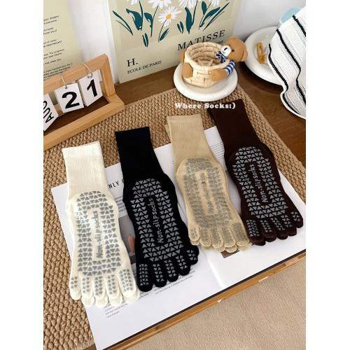 瑜珈襪子防滑專業女普拉提防滑襪秋冬咖系中筒襪五指襪健身運動襪 瑜珈襪子防滑專業女普拉提防滑襪秋冬咖系中筒襪五指襪健身運動襪