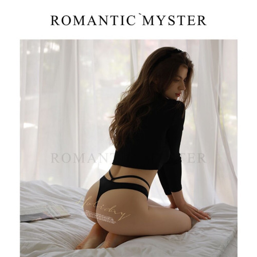 入謎 冰絲舒適提臀歐美交叉性感女內褲低腰ins透氣純棉襠丁字褲 入謎 冰絲舒適提臀歐美交叉性感女內褲低腰ins透氣純棉襠丁字褲