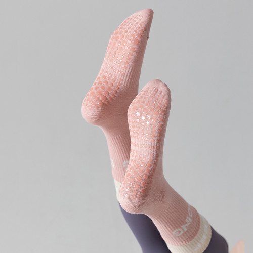 AMOMT矽膠防滑瑜珈襪子女拼色中筒襪純棉室內舞蹈專業健身運動襪 AMOMT矽膠防滑瑜珈襪子女拼色中筒襪純棉室內舞蹈專業健身運動襪