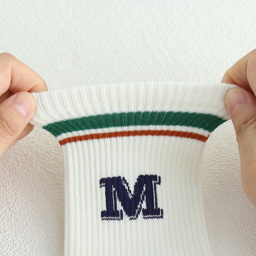 兒童襪男童春秋中大童中筒運動潮流帥氣秋冬小孩高腰初中生學生襪 兒童襪男童春秋中大童中筒運動潮流帥氣秋冬小孩高腰初中生學生襪