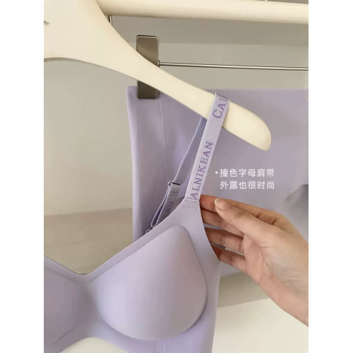 顔值控~內衣女大胸顯小胸聚攏提拉防下垂收副乳無痕舒適文胸船襪 顔值控~內衣女大胸顯小胸聚攏提拉防下垂收副乳無痕舒適文胸船襪