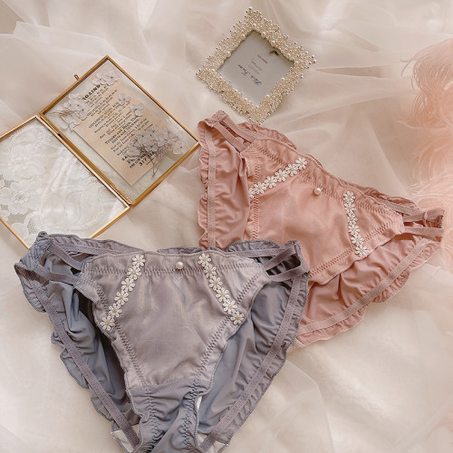 月色芭蕾~牛奶絲女士內褲可愛雛菊少女高開叉雙細邊絲滑三角褲