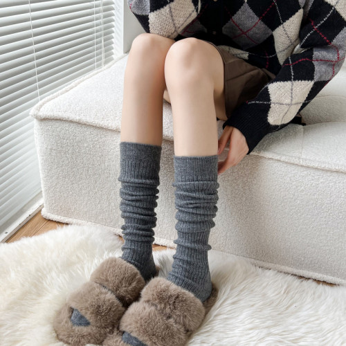 秋冬加絨燕麥色小腿襪女加厚保暖羊毛中筒襪灰色過膝襪白色長筒襪 秋冬加絨燕麥色小腿襪女加厚保暖羊毛中筒襪灰色過膝襪白色長筒襪