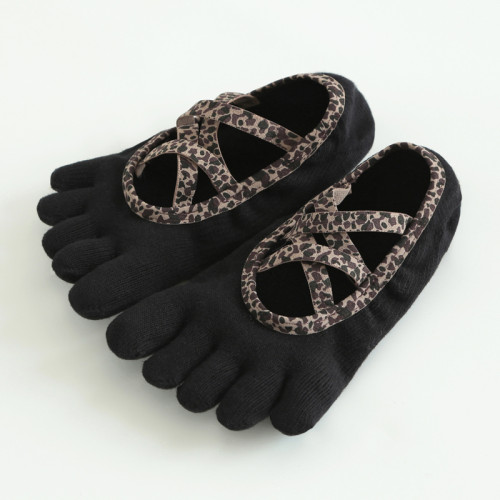 瑜珈襪子專業防滑女五指鞋豹紋普拉提室內運動健身舞蹈分趾地板襪 瑜珈襪子專業防滑女五指鞋豹紋普拉提室內運動健身舞蹈分趾地板襪