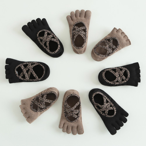 瑜珈襪子專業防滑女五指鞋豹紋普拉提室內運動健身舞蹈分趾地板襪 瑜珈襪子專業防滑女五指鞋豹紋普拉提室內運動健身舞蹈分趾地板襪