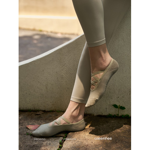 卡益專業健身瑜珈襪防滑女秋冬舞蹈跳繩普拉提襪子地板運動短棉襪 卡益專業健身瑜珈襪防滑女秋冬舞蹈跳繩普拉提襪子地板運動短棉襪