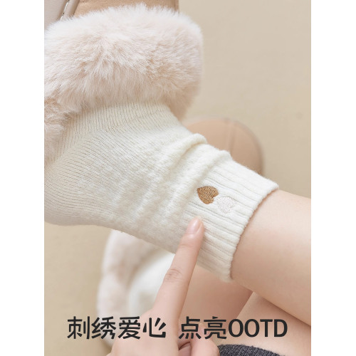 羊毛襪子女款秋冬加絨加厚可愛中筒堆堆襪冬季保暖月子襪愛心刺綉