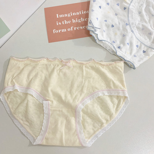 Twentyone香草夾心~法式甜美純色可愛少女純棉襠中腰三角褲內褲女 Twentyone香草夾心~法式甜美純色可愛少女純棉襠中腰三角褲內褲女
