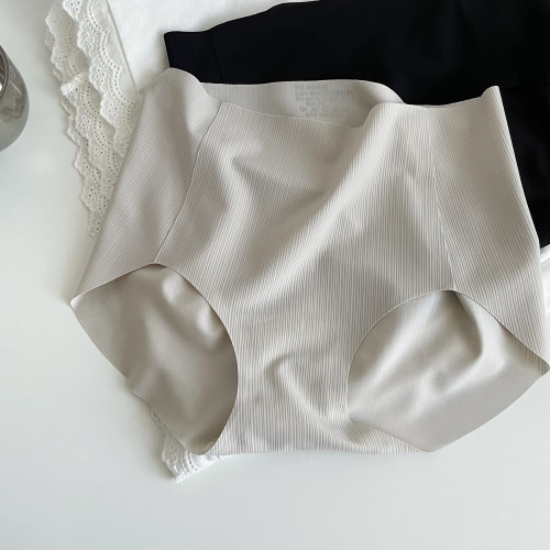 健身瑜珈7A抗菌薄款冰絲無痕內褲女中高腰防夾P蜜桃臀設計三角褲 健身瑜珈7A抗菌薄款冰絲無痕內褲女中高腰防夾P蜜桃臀設計三角褲