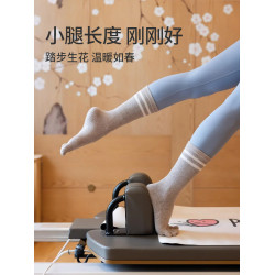sugaroff-瑜珈普拉提防滑五指襪女保暖健身襪子室內訓練襪中長筒