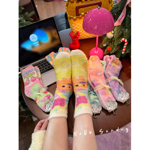 小衆個性紥染珊瑚絨襪子女中筒襪加厚保暖地板襪睡眠襪可愛創意 小衆個性紥染珊瑚絨襪子女中筒襪加厚保暖地板襪睡眠襪可愛創意