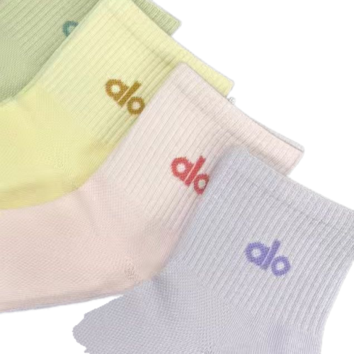 2025秋冬新款百棉女中筒運動襪潮流時尚學院風百搭款WZ2