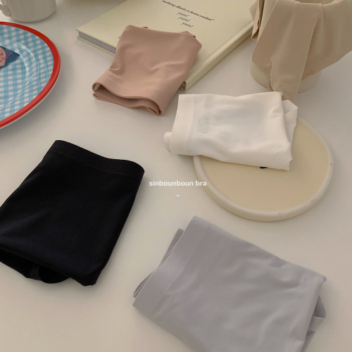 馨幫幫Bra 純色舒適透氣女士三角褲一片式無痕內褲女夏冰絲薄款 馨幫幫Bra 純色舒適透氣女士三角褲一片式無痕內褲女夏冰絲薄款