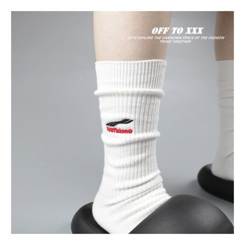 WE11DONE小標雙針長襪小衆設計韓國潮牌簡約堆積感中筒襪子男女棉 WE11DONE小標雙針長襪小衆設計韓國潮牌簡約堆積感中筒襪子男女棉