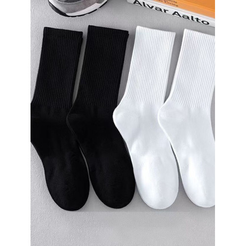 純棉襪子男士秋冬季中筒襪男款黑白色防臭男生運動長筒春秋款短襪 純棉襪子男士秋冬季中筒襪男款黑白色防臭男生運動長筒春秋款短襪