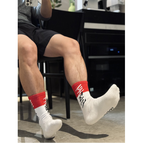 D.M男士襪子 字母運動籃球襪毛圈加厚吸汗白襪拼色中筒襪街拍 D.M男士襪子 字母運動籃球襪毛圈加厚吸汗白襪拼色中筒襪街拍