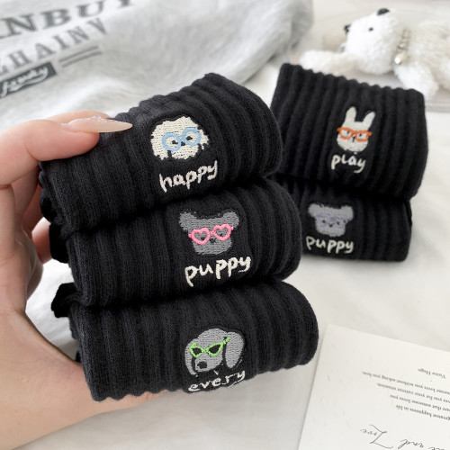 新款黑色刺綉春秋襪子女中筒襪精梳棉韓版透氣運動風秋冬潮流百搭 新款黑色刺綉春秋襪子女中筒襪精梳棉韓版透氣運動風秋冬潮流百搭