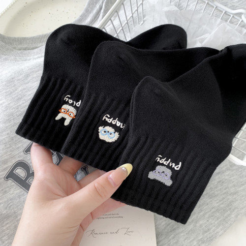 新款黑色刺綉春秋襪子女中筒襪精梳棉韓版透氣運動風秋冬潮流百搭 新款黑色刺綉春秋襪子女中筒襪精梳棉韓版透氣運動風秋冬潮流百搭