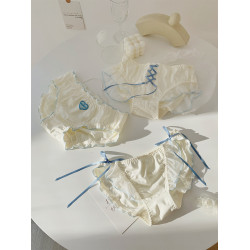 森日和葉日系甜美2025新款內褲女純欲奶油色可愛純棉襠女生三角褲