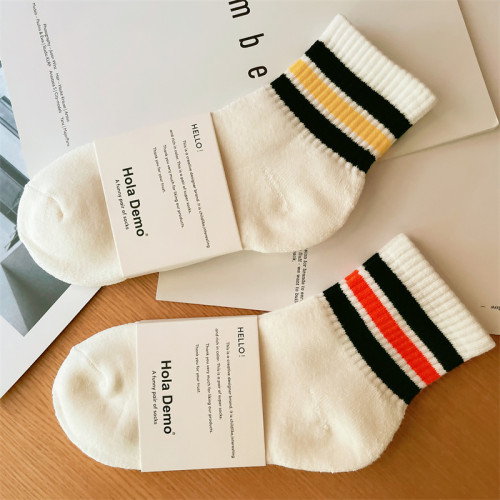 4雙 襪子男純棉男士中短筒襪潮ins條紋防臭毛巾底加厚白色運動襪 4雙 襪子男純棉男士中短筒襪潮ins條紋防臭毛巾底加厚白色運動襪