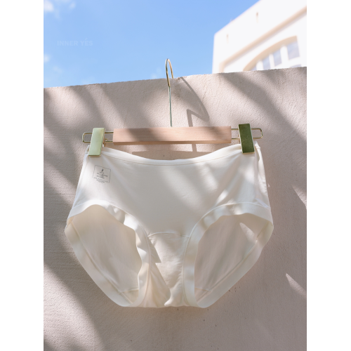 粉底液內褲/比膚色更隱形無痕~桑蠶絲純棉底襠80支蘭精莫代爾女 粉底液內褲/比膚色更隱形無痕~桑蠶絲純棉底襠80支蘭精莫代爾女