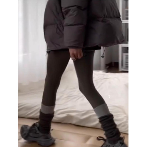 好酷~好酷!我要把這雙襪套安利給所有的辣妹!春秋高級灰拼色襪 好酷~好酷!我要把這雙襪套安利給所有的辣妹!春秋高級灰拼色襪