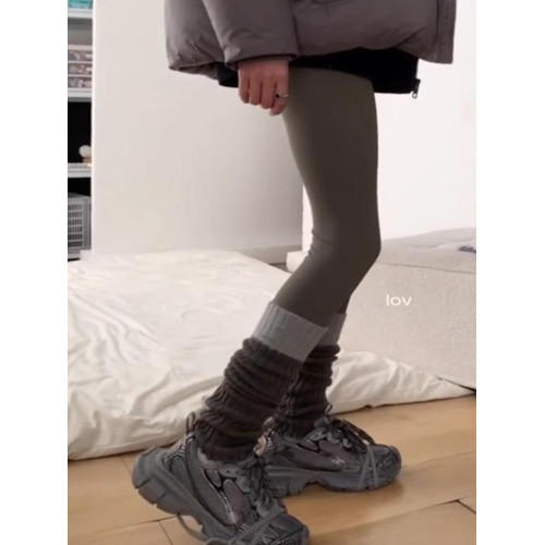 好酷~好酷!我要把這雙襪套安利給所有的辣妹!春秋高級灰拼色襪 好酷~好酷!我要把這雙襪套安利給所有的辣妹!春秋高級灰拼色襪