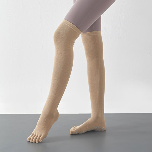 秋冬瑜珈襪女長筒高筒防滑襪純色棉五指襪ins潮普拉提膝蓋分趾襪 秋冬瑜珈襪女長筒高筒防滑襪純色棉五指襪ins潮普拉提膝蓋分趾襪