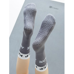 瑜珈襪女中筒春秋款運動防滑普拉提襪子夏季薄款配鯊魚褲長襪