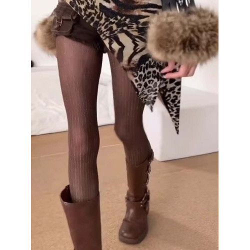 拿捏廢土美學了 金咖絲襪那麽野?微透顯瘦金線咖絲褲襪 好辣! 拿捏廢土美學了 金咖絲襪那麽野?微透顯瘦金線咖絲褲襪 好辣!