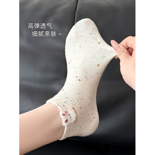 小兔短襪子女棉襪2025新款爆款秋冬甜美卡通女士白色中筒襪初中生 小兔短襪子女棉襪2025新款爆款秋冬甜美卡通女士白色中筒襪初中生