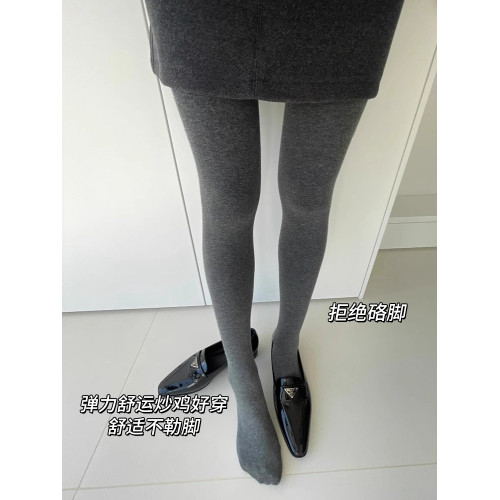 秋冬加絨白色連褲襪女外穿加厚燕麥色打底褲襪保暖顯瘦米白色薄絨 秋冬加絨白色連褲襪女外穿加厚燕麥色打底褲襪保暖顯瘦米白色薄絨