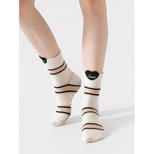 2025新款中筒瑜珈襪子防滑專業女黑色甜心室內健身襪普拉提訓練襪 2025新款中筒瑜珈襪子防滑專業女黑色甜心室內健身襪普拉提訓練襪