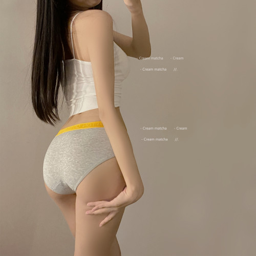 運動風內褲女純棉抗菌女生中低腰性感無痕提臀翹臀字母女士三角褲 運動風內褲女純棉抗菌女生中低腰性感無痕提臀翹臀字母女士三角褲