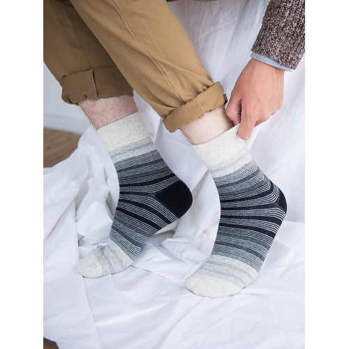 襪子男士棉襪中筒襪透氣吸汗防臭春秋冬季ins潮男生純色運動長襪 襪子男士棉襪中筒襪透氣吸汗防臭春秋冬季ins潮男生純色運動長襪