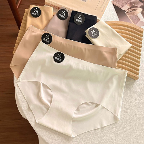 7A桑蠶絲抑菌內褲女無痕冰絲中腰三角短褲夏季薄款透氣速乾不夾臀 7A桑蠶絲抑菌內褲女無痕冰絲中腰三角短褲夏季薄款透氣速乾不夾臀