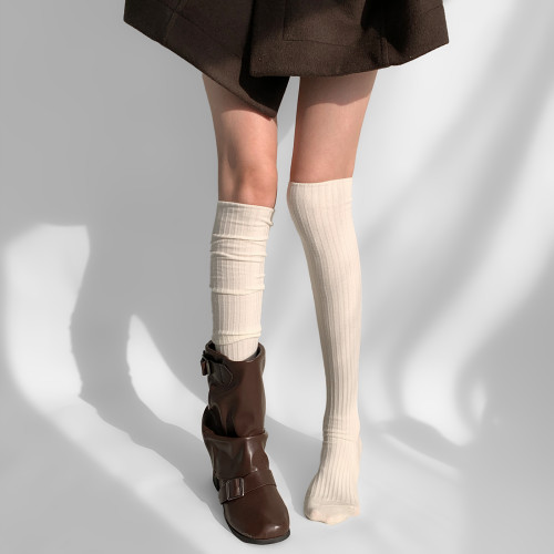 夜間教習室過膝堆堆襪女夏薄款日系及膝小腿襪jk白色長筒襪配靴子 夜間教習室過膝堆堆襪女夏薄款日系及膝小腿襪jk白色長筒襪配靴子